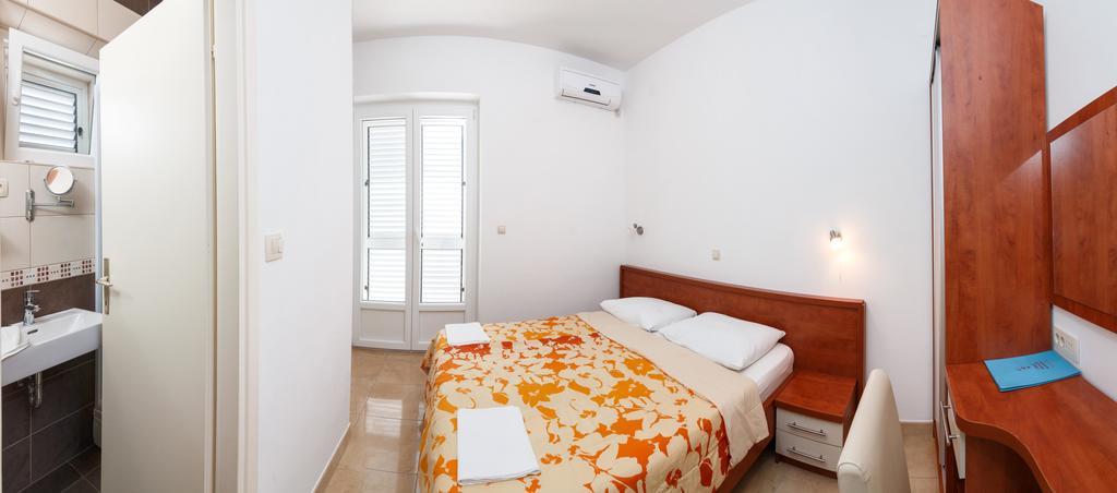 Apartments & Rooms Konoba Tomic Gornji Humac Exterior photo