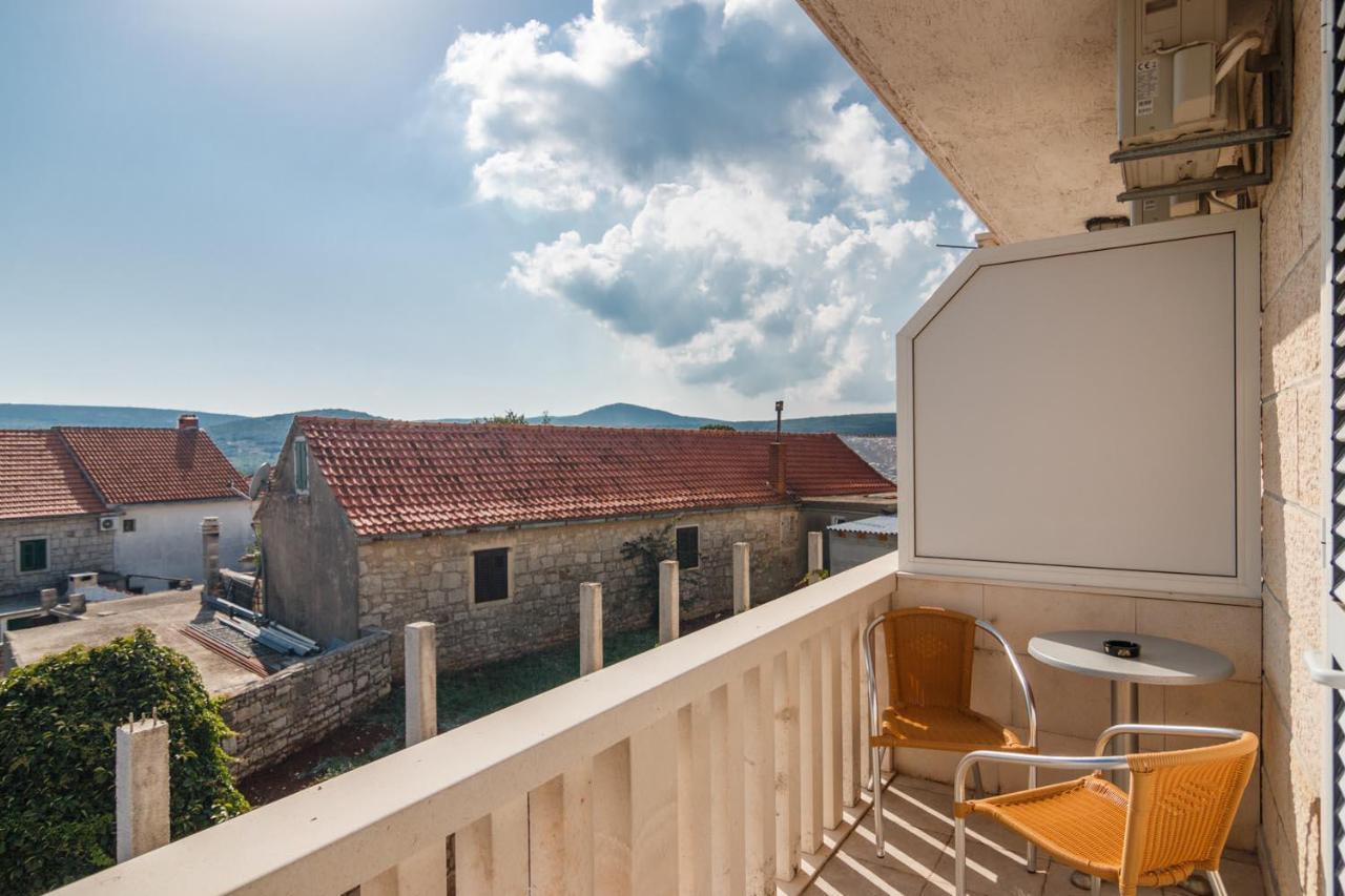 Apartments & Rooms Konoba Tomic Gornji Humac Exterior photo